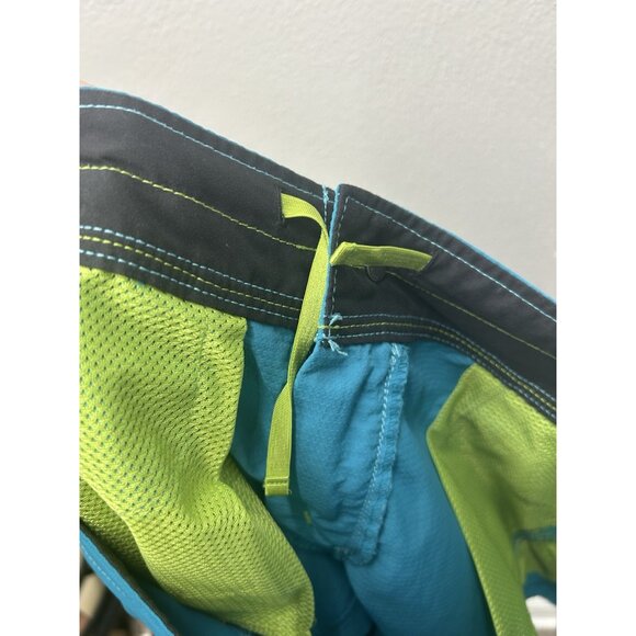 Kuhl Cargo Nylon Stretch Shorts Women’s 6 Blue 32x4.5 Hiking Outdoor Pockets - Picture 6 of 6